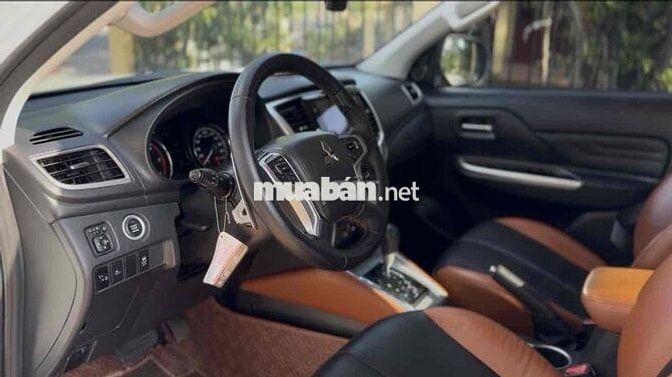 Mitsubishi Triton MIVEC Athlete 4x4 Trắng 69.000km