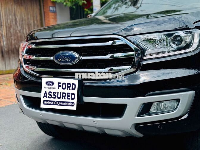 Ford Everest Titanium 2.0L 2018 Đen 68.000 km