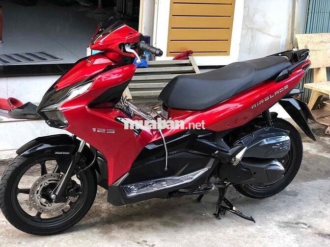 Honda Air Blade 125 xe như mới.Bstp chính chủ ký