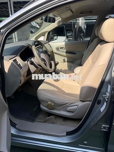 Toyota Innova 2015 Số sàn Bạc 115.000 km