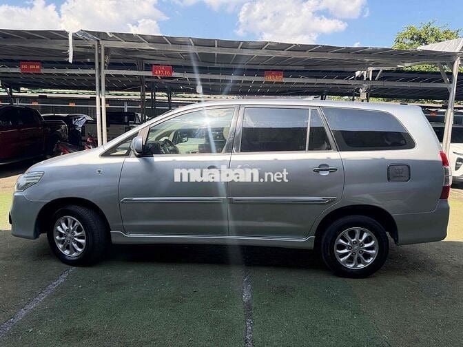 Toyota Innova 2015 Số sàn Bạc 115.000 km