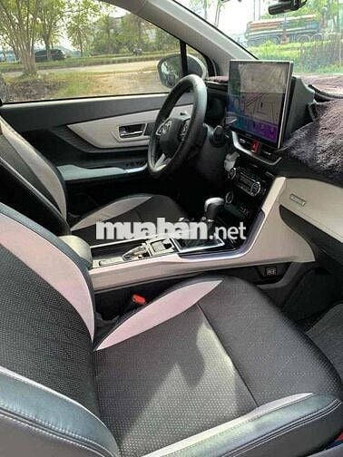 Toyota Veloz Cross TOP Trắng 35.516 km