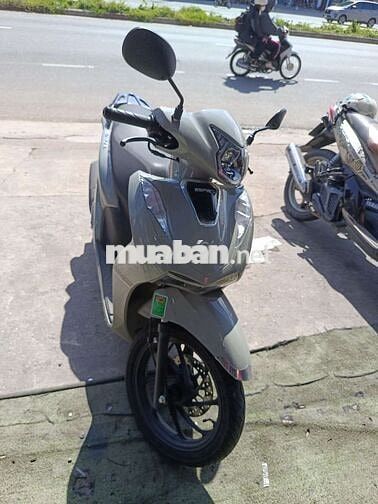 Honda Vision Xám 1400km