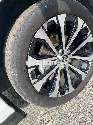 Toyota Veloz Cross TOP Trắng 35.516 km