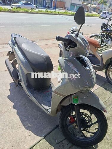 Honda Vision Xám 1400km