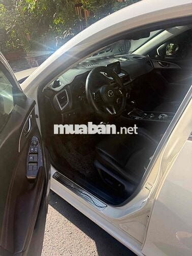 Mazda Mazda 3 2020 Trắng Tự động 86 ngàn km