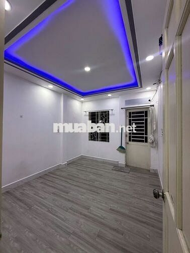 Nhà nguyên căn 1 trệt 1 lầu 2PN 2WC hẻm 102 Lê Văn Thọ giá 8 triệu