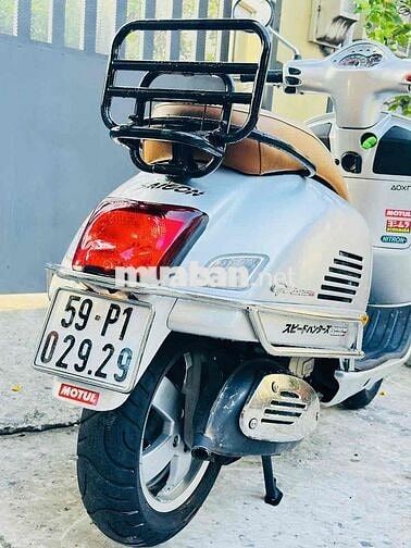 Piaggio Vespa GTS 125cc 2011 Bạc Poscher BStp