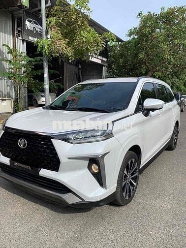 Toyota Veloz Cross TOP Trắng 35.516 km