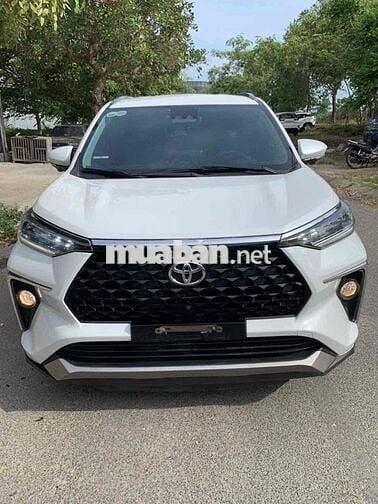 Toyota Veloz Cross TOP Trắng 35.516 km