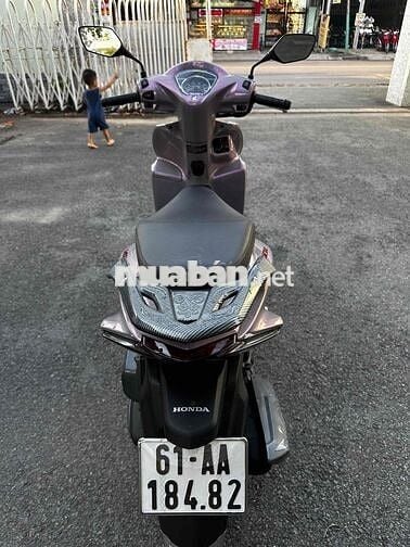 Honda Vision 2024 Thể thao Tím 2000 km