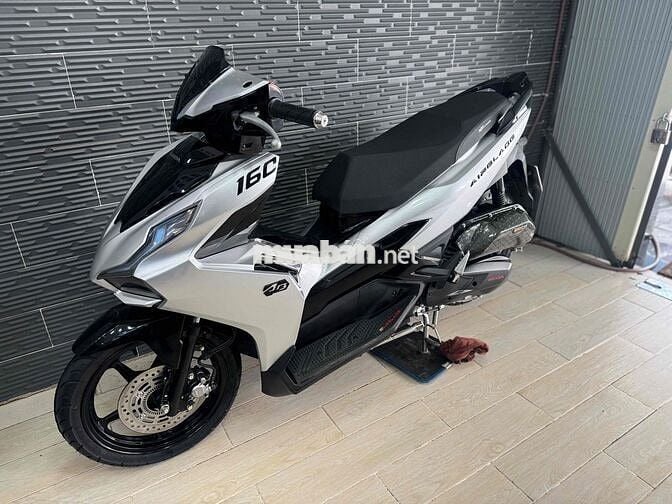 Honda Air Blade 160 2024 Bạc Đen 12.000km