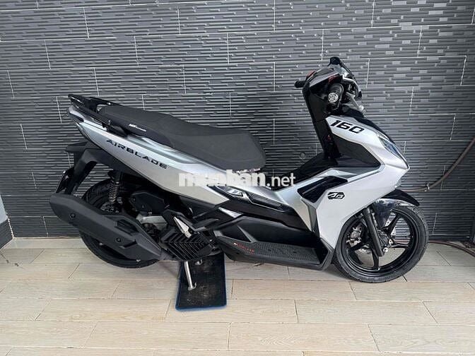 Honda Air Blade 160 2024 Bạc Đen 12.000km