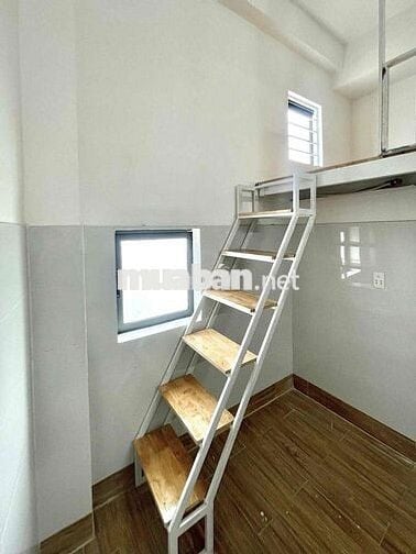 Phòng cửa sổ trời gần ĐH Công Thương giá chỉ 3trX