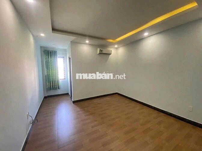 Cho thuê nhà phố 4Pn4wc nội thất cơ bản nằm trong Khu dân cư Phúc Đạt