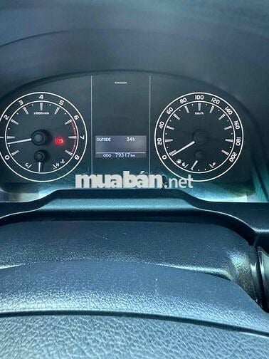Toyota Innova 2022 7 chỗ Bạc