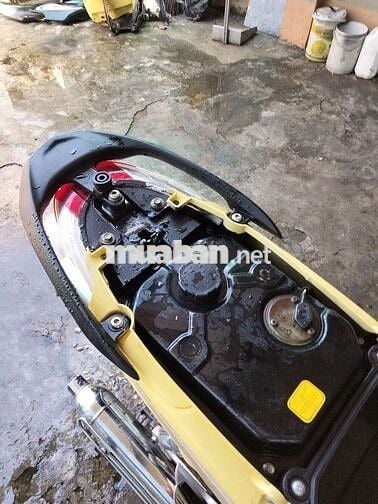 SYM Angela 50cc Vàng
