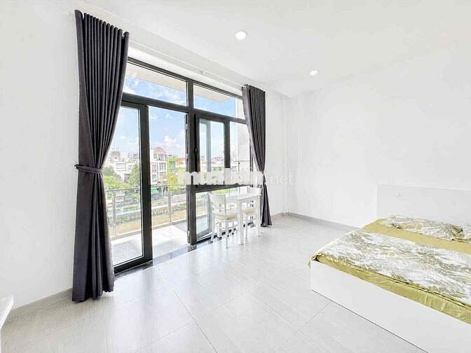 CĂN HỘ TONE TRẮNG SÁNG VIEW BỜ KÈ HOÀNG SA