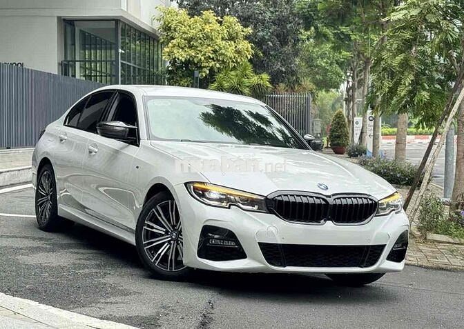 Bán chiếc BMW330i sx2020