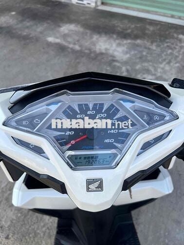 Honda Vario 150 2018 Trắng đen bán trả góp