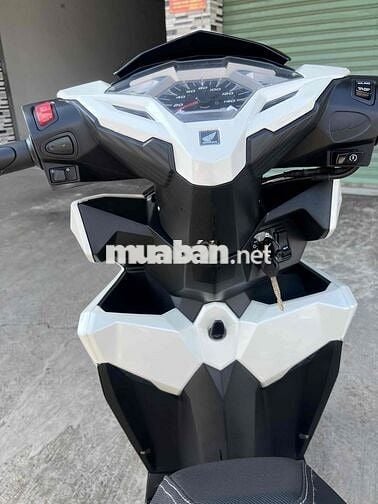 Honda Vario 150 2018 Trắng đen bán trả góp