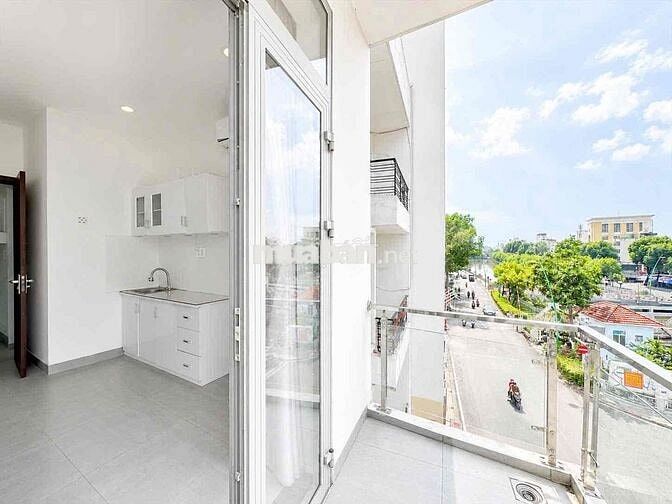 CĂN HỘ TONE TRẮNG SÁNG VIEW BỜ KÈ HOÀNG SA