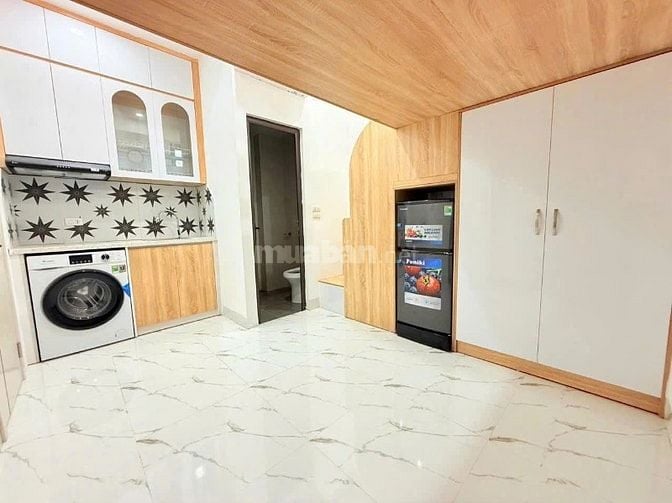 Bán nhà 85m2 xây 7 tầng khu vực Minh Khai - Kim Ngưu, dòng tiền 1,2 tỷ