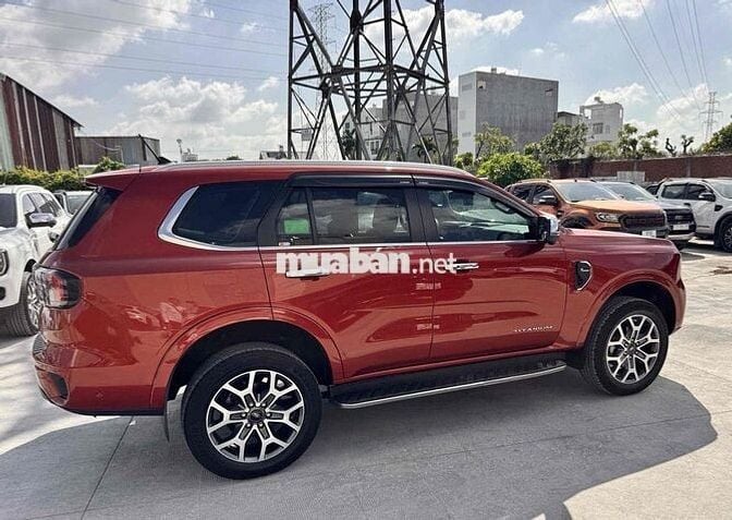 Ford Everest Titanium 4x4 2022 Đỏ 58.000km