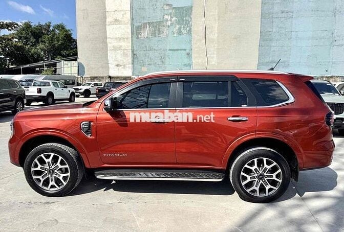 Ford Everest Titanium 4x4 2022 Đỏ 58.000km