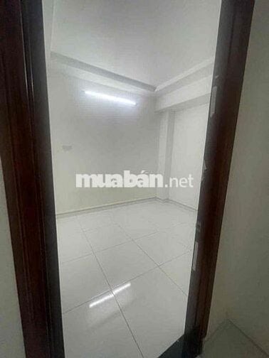 Nhà Mới Hẻm Thông đg NVK P8: 4x12m, trệt lửng lầu, 3pn, 2wc