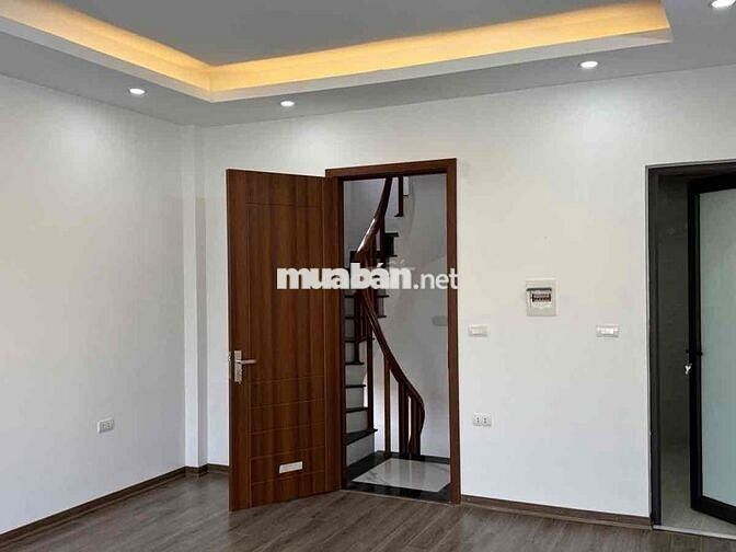 Hot ! Hơn 5 tỷ có nhà mới Vạn Phúc, T/Trì-Oto vào nhà-43m*5T;MT4,8m;3N