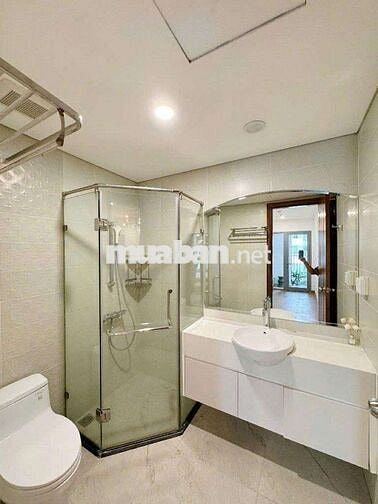 Bán căn hộ Vinhomes D'Capitale 119 Trần Duy Hưng 45m² 2PN, VIEW hồ