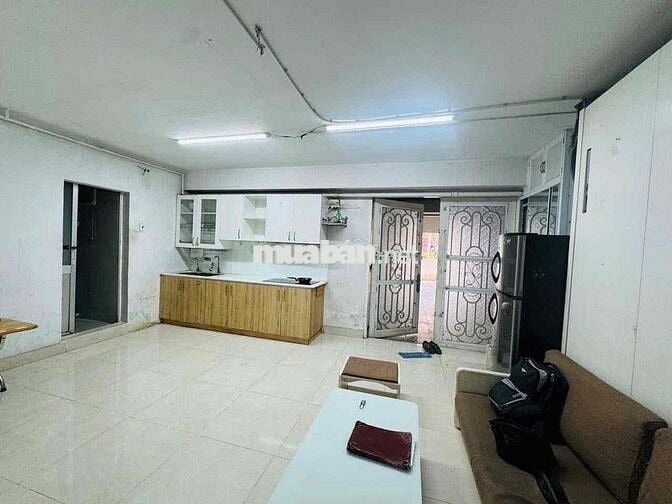 Cần bán Chung cư miếu nổi- view kênh nhiêu lộc