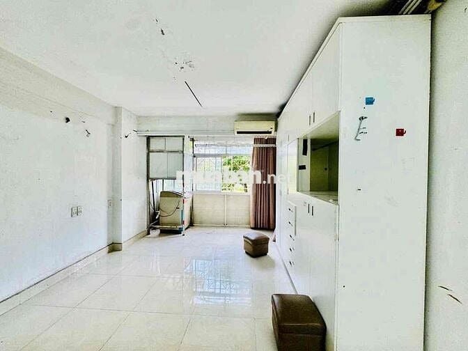 Cần bán Chung cư miếu nổi- view kênh nhiêu lộc