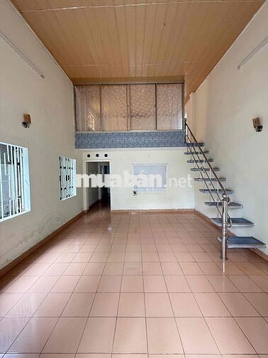 Nhà Sân Vườn Cấp 4 ( Gác Lửng Đúc ) Kiệt Oto 7 mét Đường Hà Huy Tập