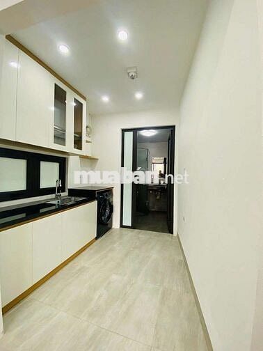 Siêu phẩm CCMN 30m2 Full đồ. máy giặt riêng, ban công tại Cự Lộc