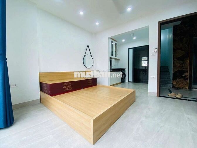 Siêu phẩm CCMN 30m2 Full đồ. máy giặt riêng, ban công tại Cự Lộc