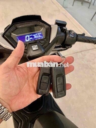 🔥 Honda Vario 160 CBS 2023 Bạc Nhám Chính Chủ
