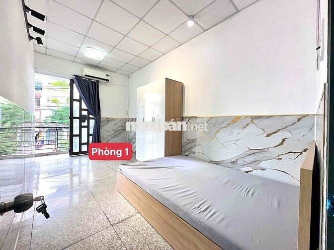 Nguyên lầu 1 -90m2-2Pn + ban công- nhà mặt tiền