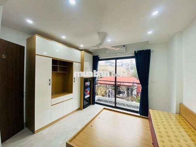 Siêu phẩm CCMN 30m2 Full đồ. máy giặt riêng, ban công tại Cự Lộc