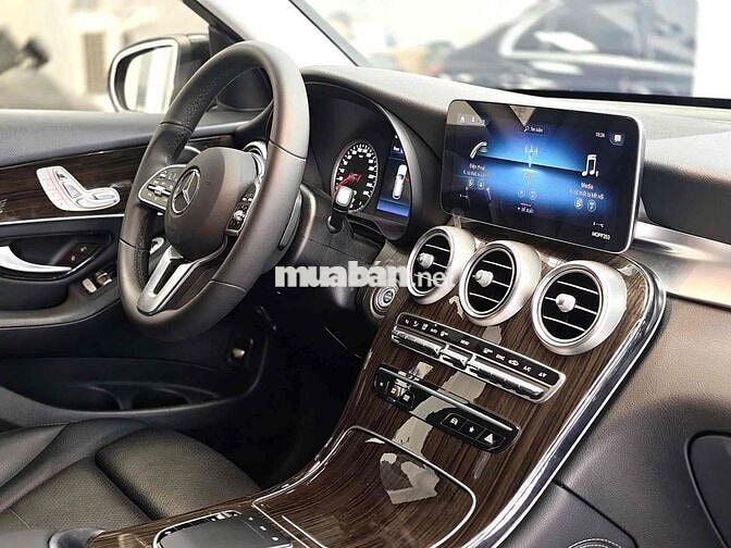 GLC200 facelift 2021 màu đen/ nt đen cá nhân siêu