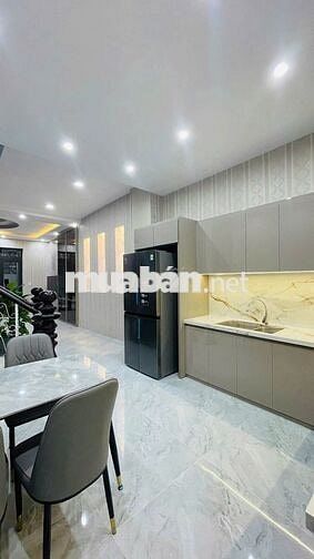 CHO THUÊ NHÀ MỚI 3 TẦNG MẶT TIỀN PHƯỜNG HÒA MINH