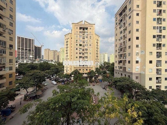 Bán căn hộ B3D Nam Trung Yên Cầu Giấy 60m² 2PN Lô góc Sổ đỏ Giá 4.2 tỷ