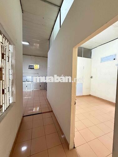 Nhà Sân Vườn Cấp 4 ( Gác Lửng Đúc ) Kiệt Oto 7 mét Đường Hà Huy Tập