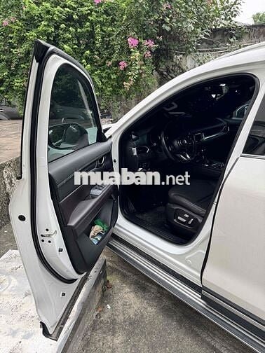 Mazda CX-8 Premium 7 chỗ Xăng Trắng