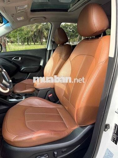 Hyundai Tucson 2014 Trắng 10 vạn km