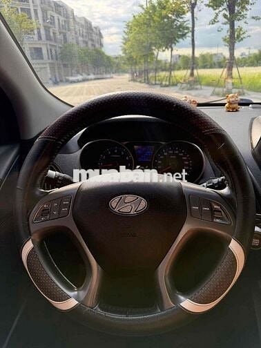 Hyundai Tucson 2014 Trắng 10 vạn km