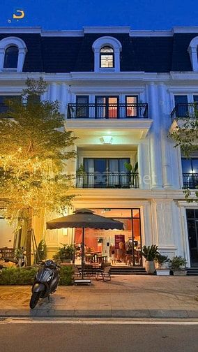 Thanh toán 2tỷ3 nhận nhà Phú Xuân City trung tâm TP Huế, cho thuê dòng