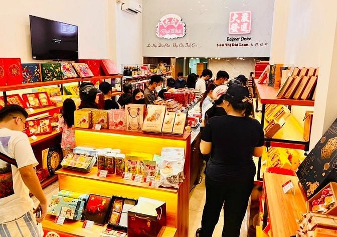 NHÂN VIÊN BÁN HÀNG THỜI VỤ TRUNG THU