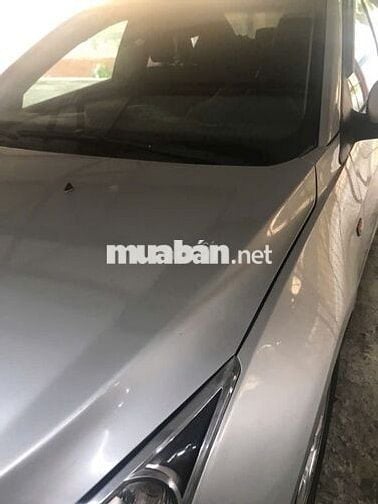 LACETTI CDX MÀU BẠC - NHẬP KHẨU NGUYÊN CHIẾC